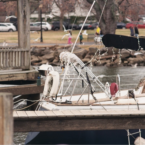 Canon AE-1 35mm Film Camera with Canon 50mm f/1.8 FD Lens (Film Tested) - Picture 12 of 14